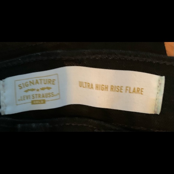 LEVIS ULTRA HIGH RISE - Picture 2 of 3